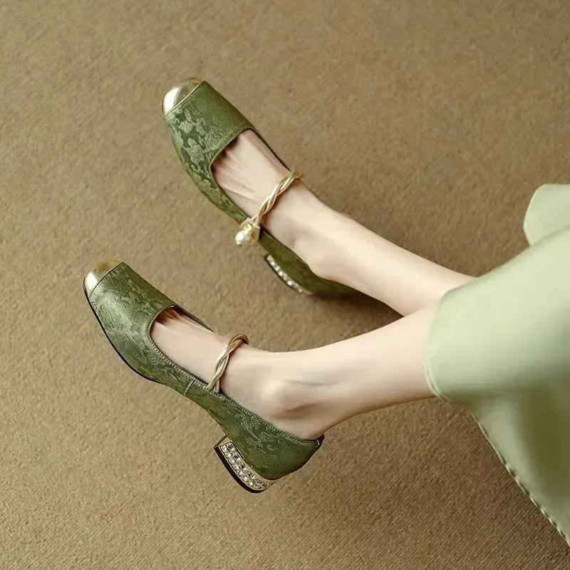 Claribel Pearl Pumps