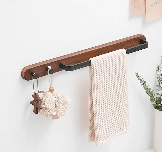 Rilvo Mounted Towel Rack